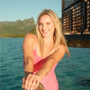 Meet your Posher, Diana